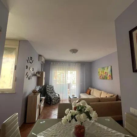 Coastal Comfort Apartment Golem (Tirana)